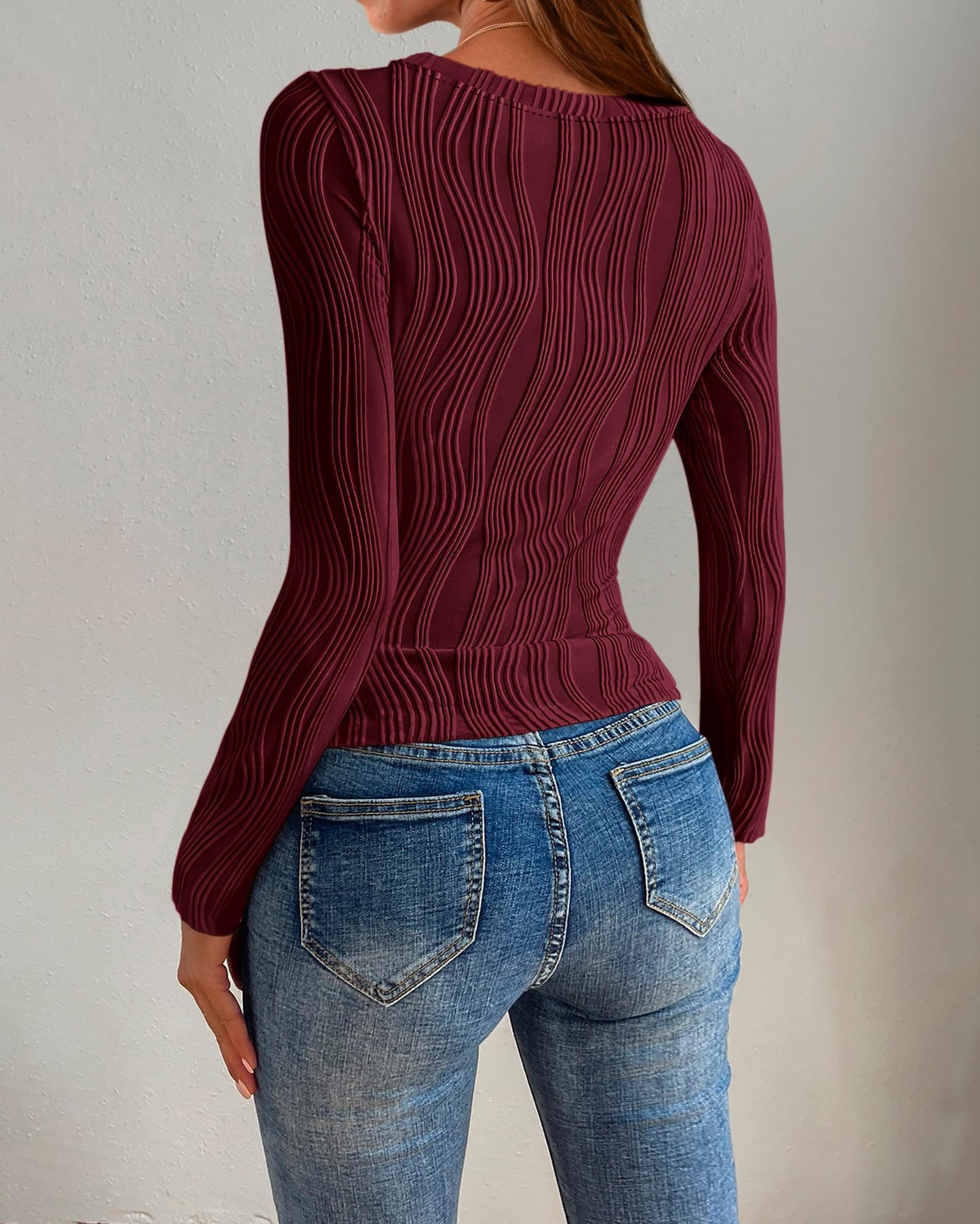 PRETTYGARDEN Women's Tops 2025 Spring Fashion Long Sleeve Crewneck Blouses Slim Fit Shirts Textured Knit Basic T Shirts(Khaki,Large)