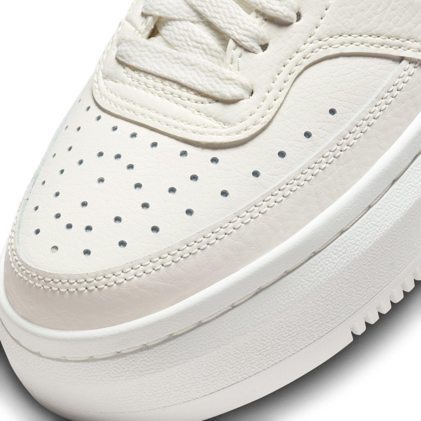 Nike Women's Low-Top platform