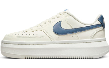 Nike Women's Low-Top platform