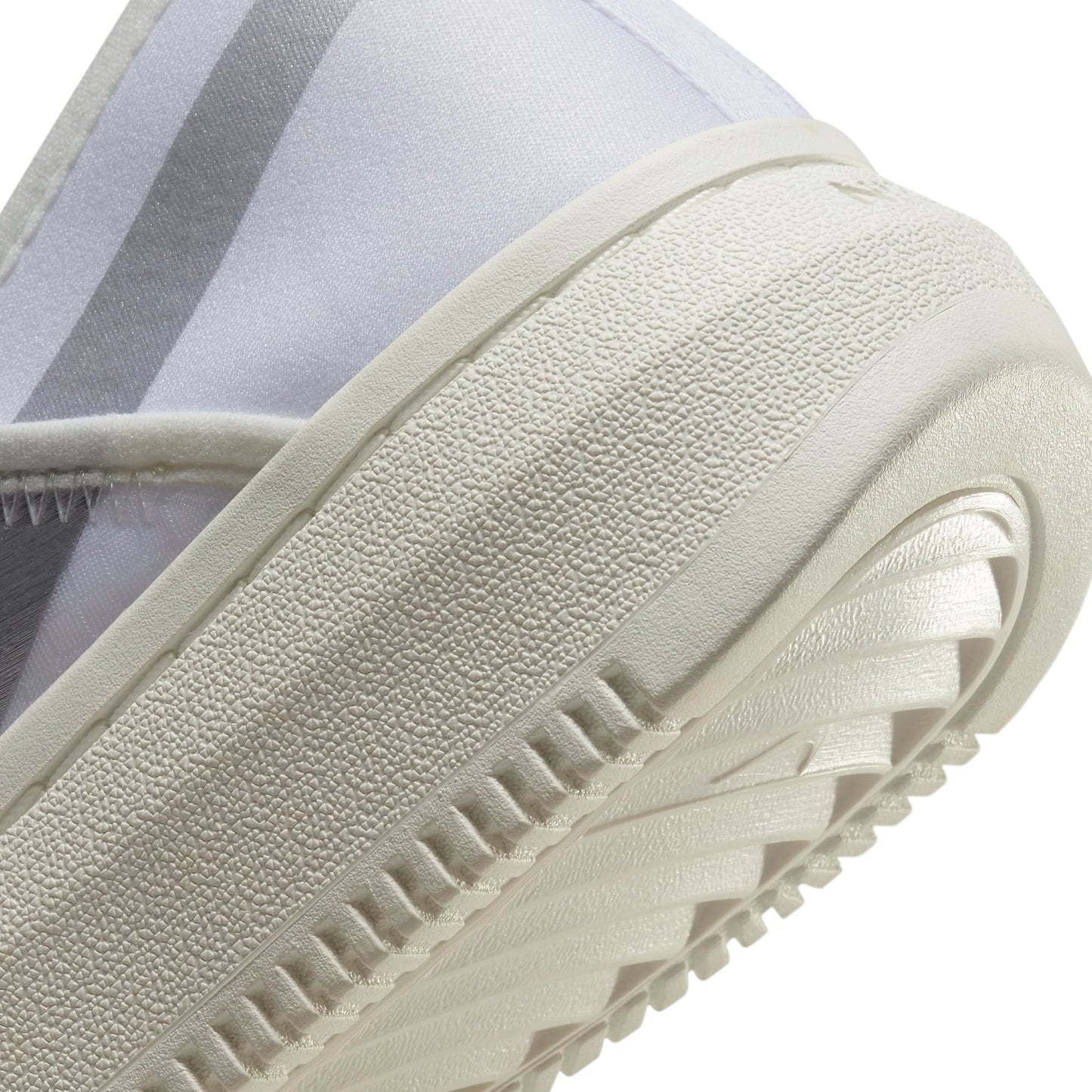 Nike Women's Low-Top platform
