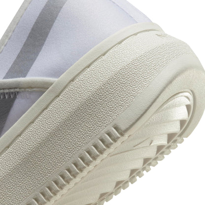 Nike Women's Low-Top platform